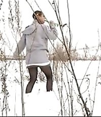 Spying on teen peeing on snow